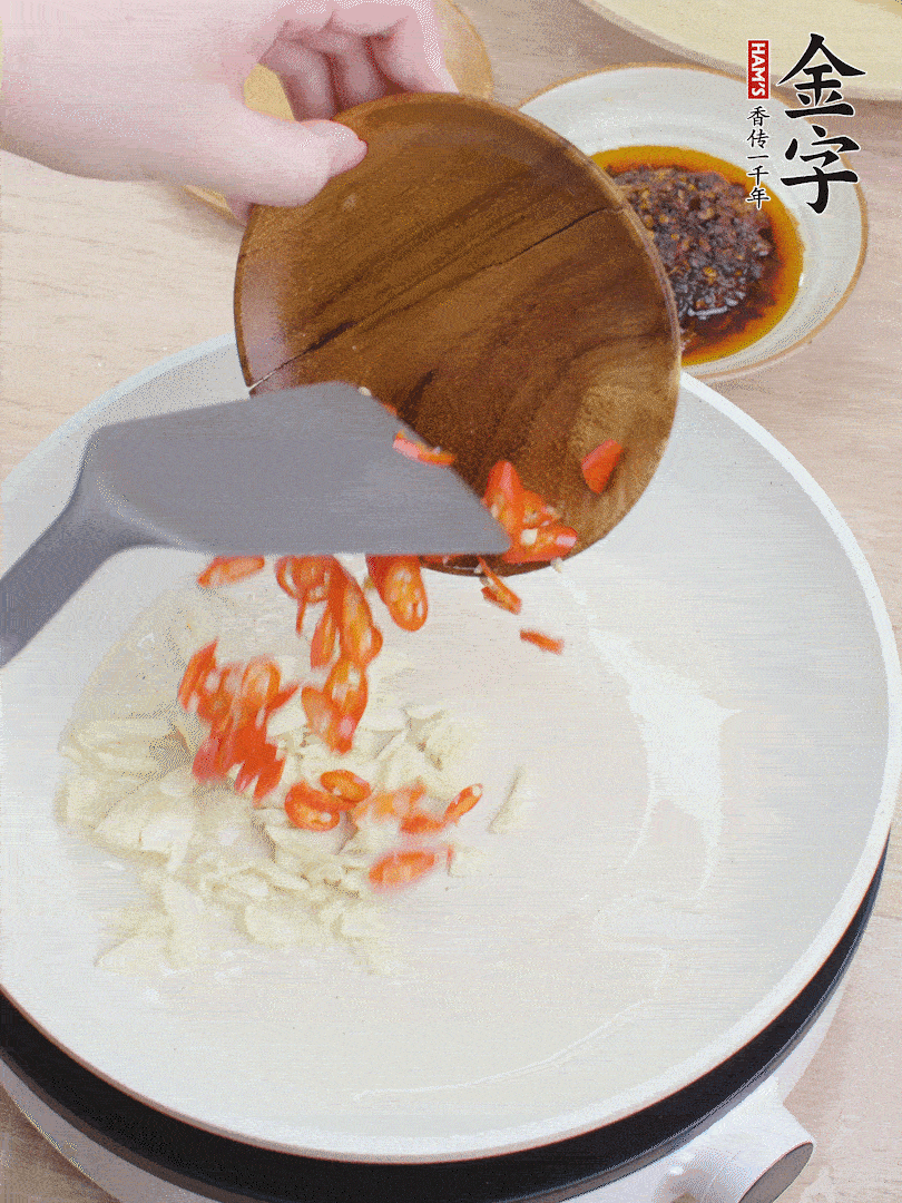 ĩ
